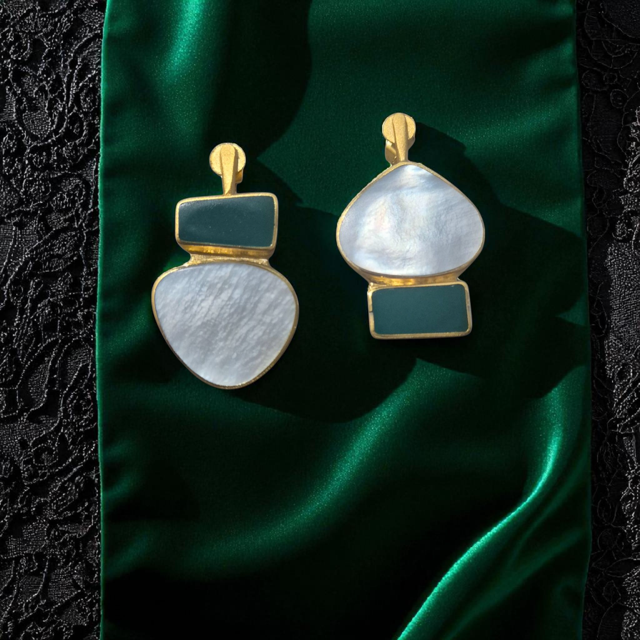 Green & Shell Earrings - Image 2