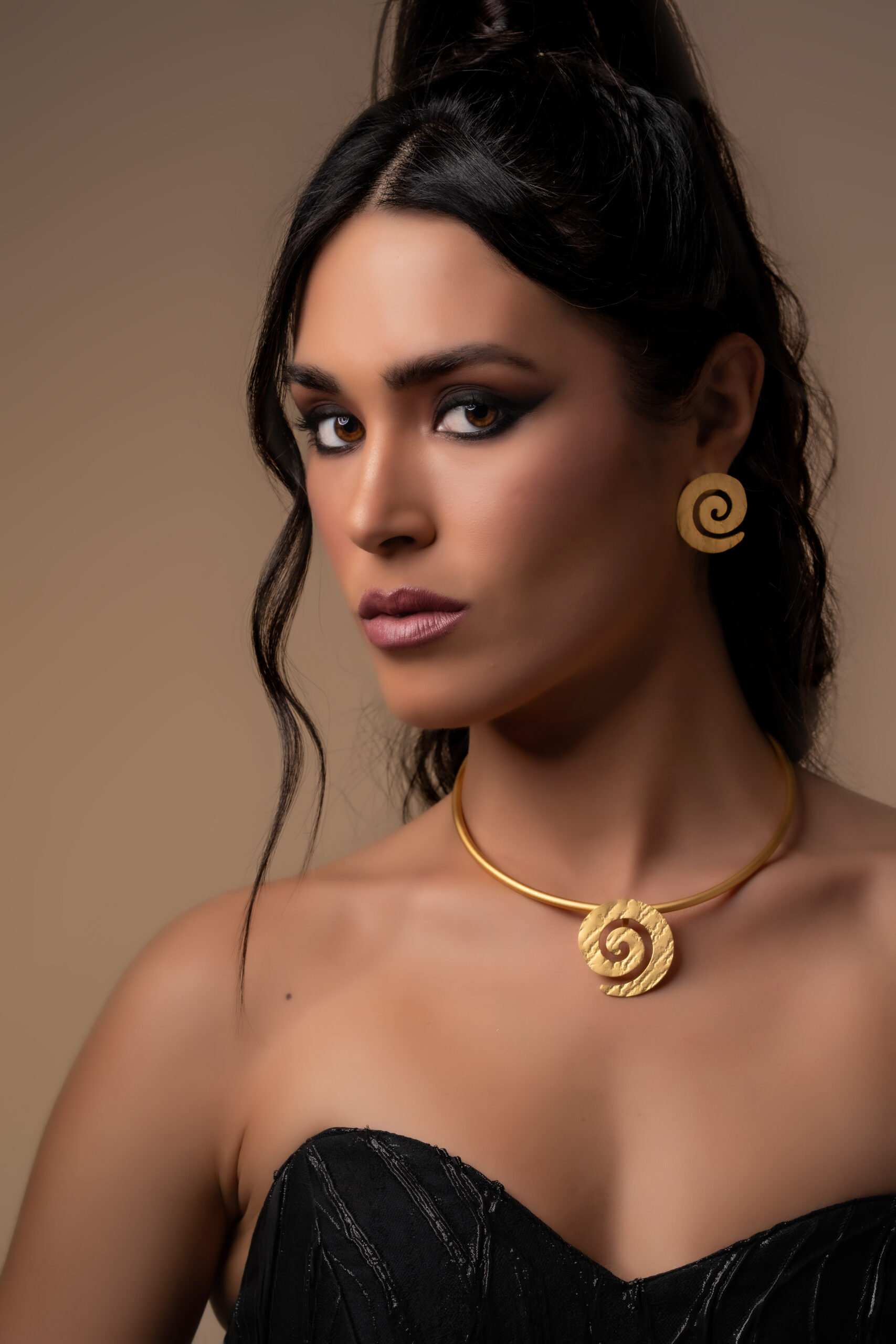 Spiral Disc Choker