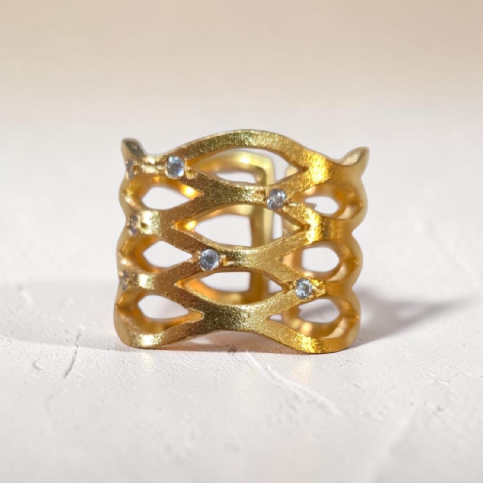 Wavy Lattice White Stone Rings - Image 2