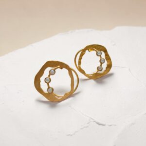 3 Pearls Earrings