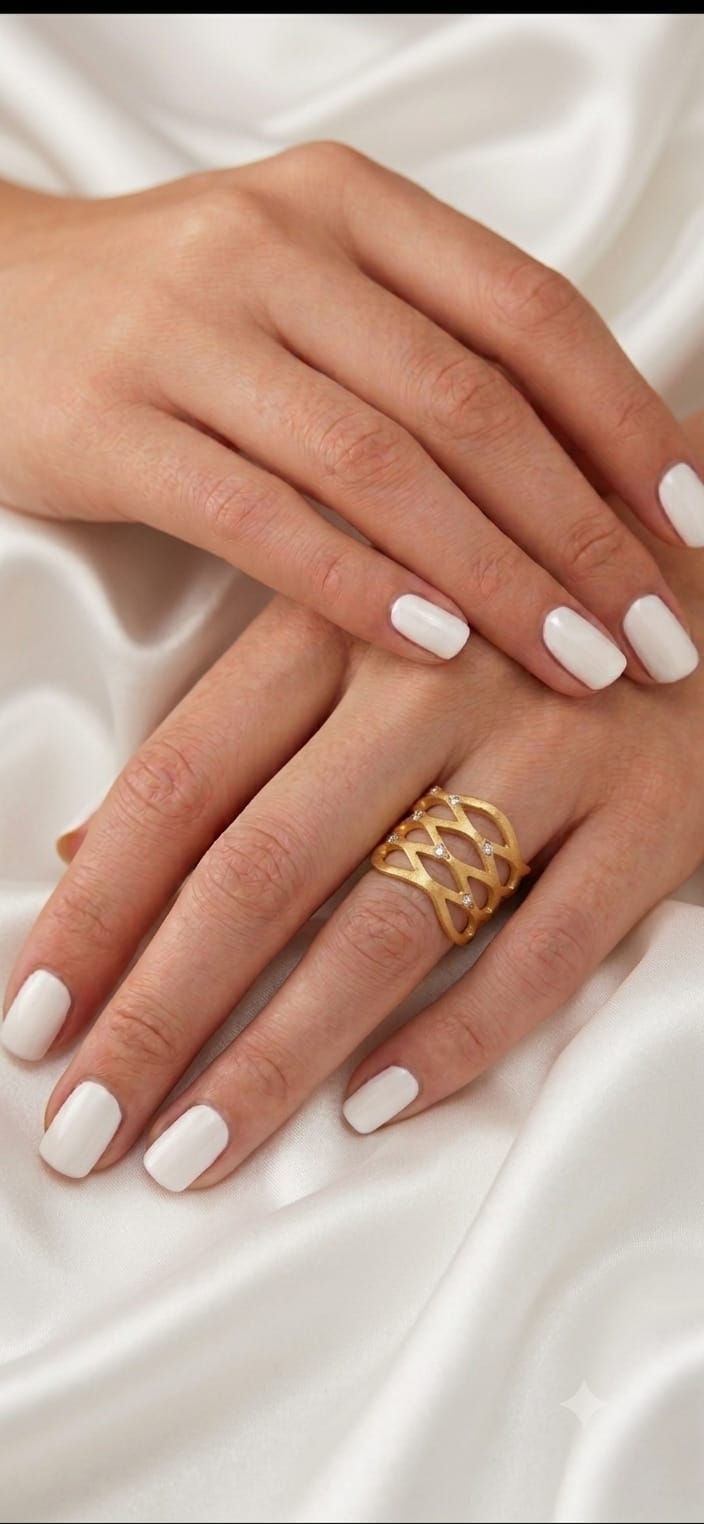 Wavy Lattice White Stone Rings