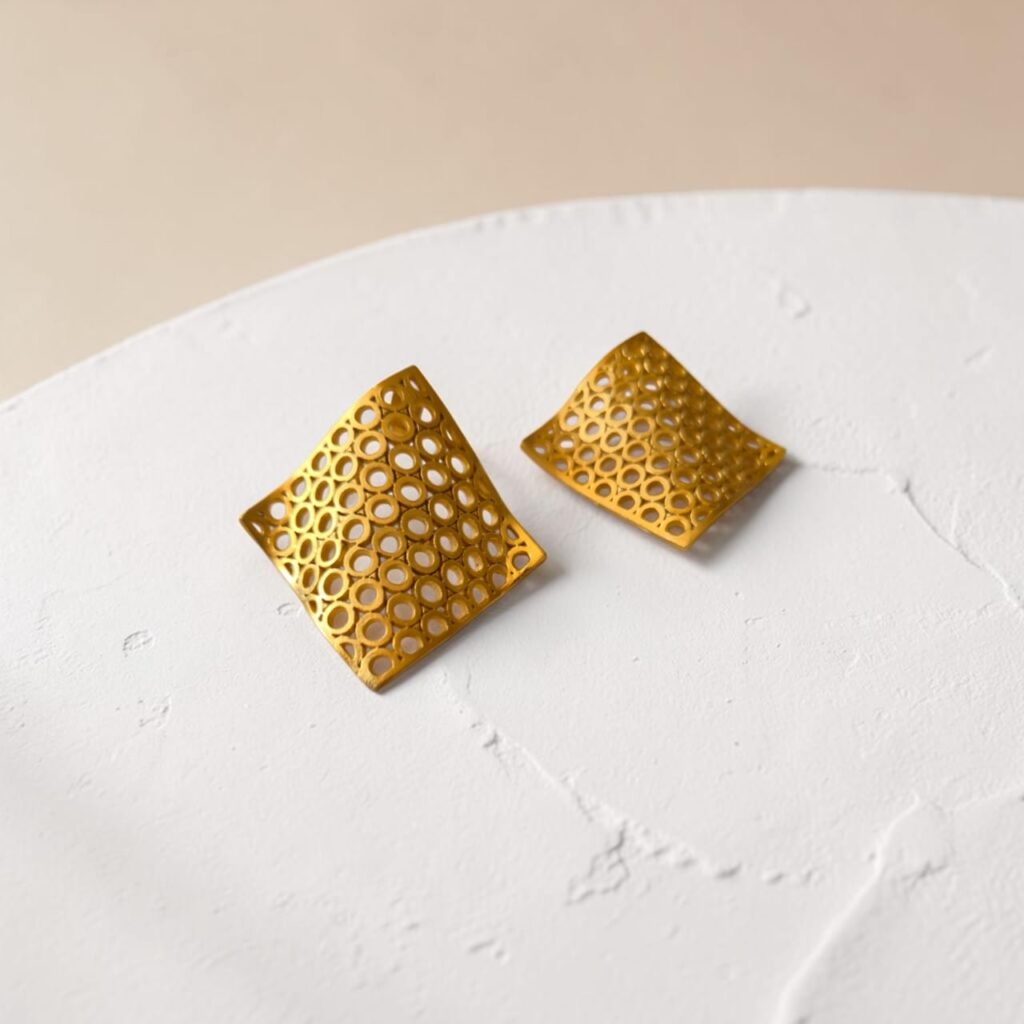 Verge Earrings